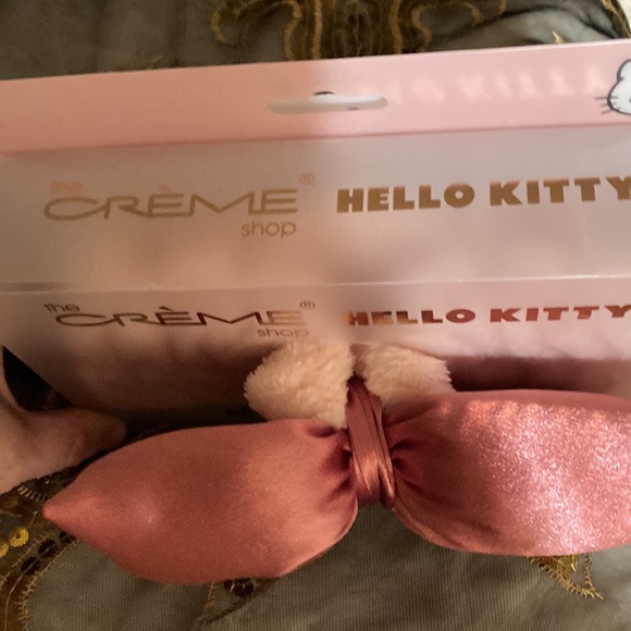 NWT The Crème Shop Hello Kitty Plush Spa Teddy H - Picture 4 of 9